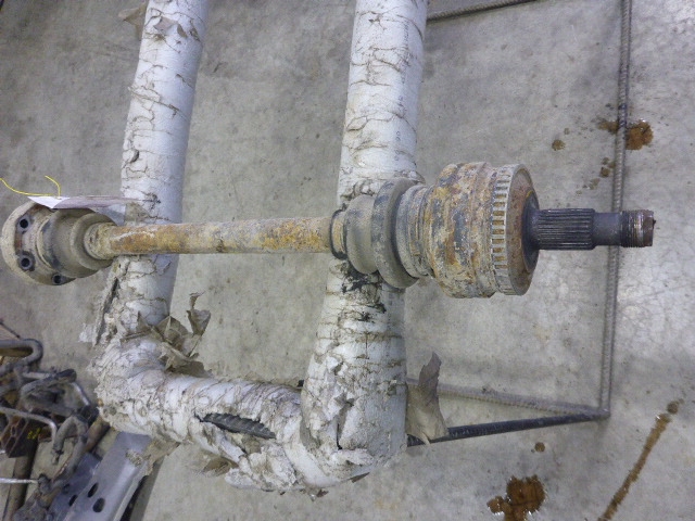 Полуось задняя левая