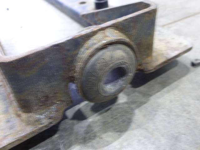 Кронштейн радиатора