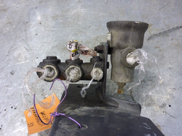 Регулятор давления тормозной системы