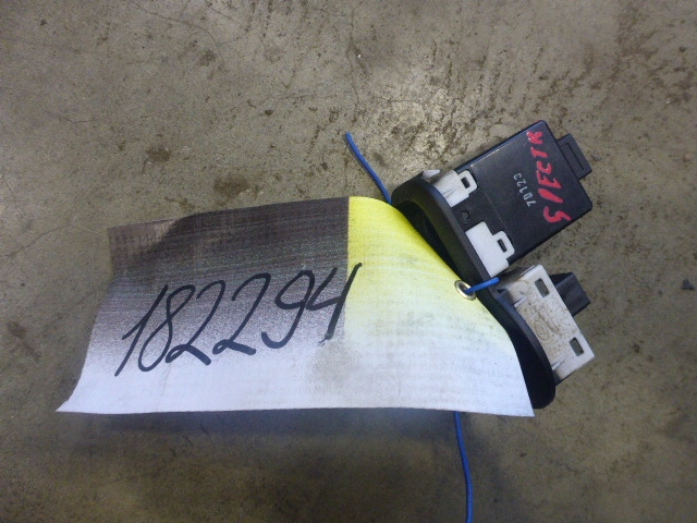 Переключатель регулировки зеркал