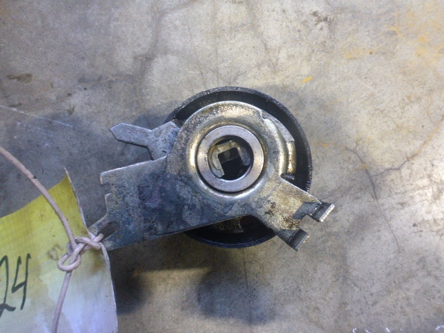 Ролик-натяжитель