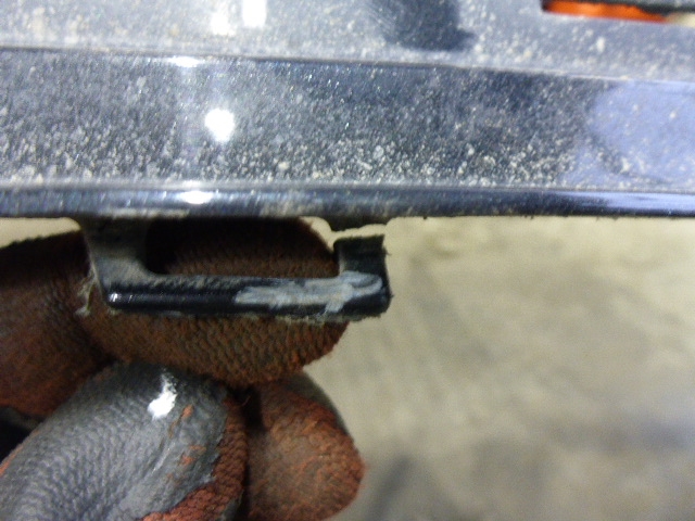 Бампер задний