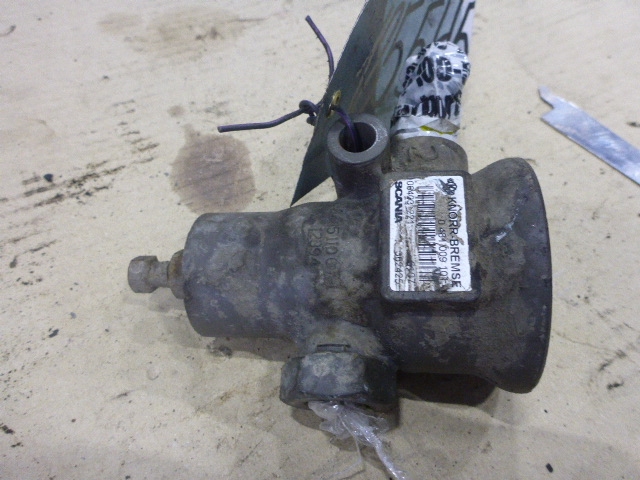 Регулятор давления