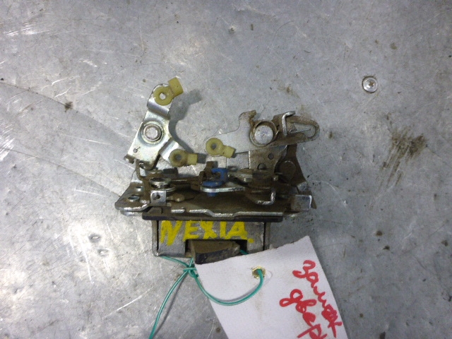 Замок двери задней правой