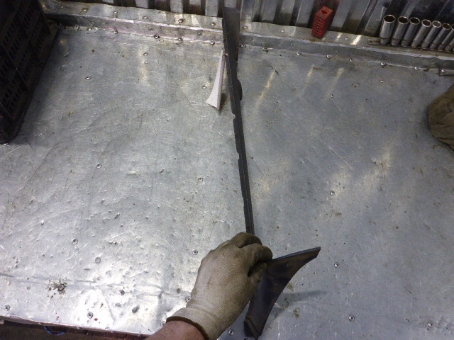 Обшивка стойки