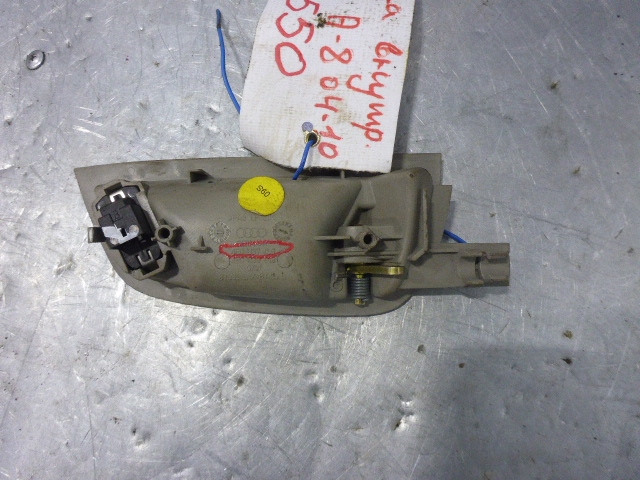 Ручка двери задней внутренняя правая