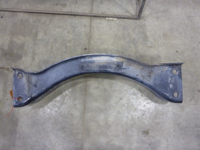 Траверса рамы поперечная