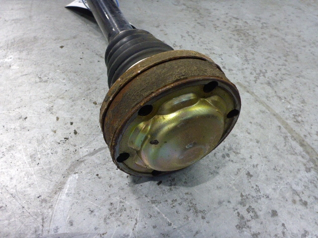 Полуось задняя правая