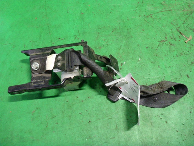 Ремень безопасности