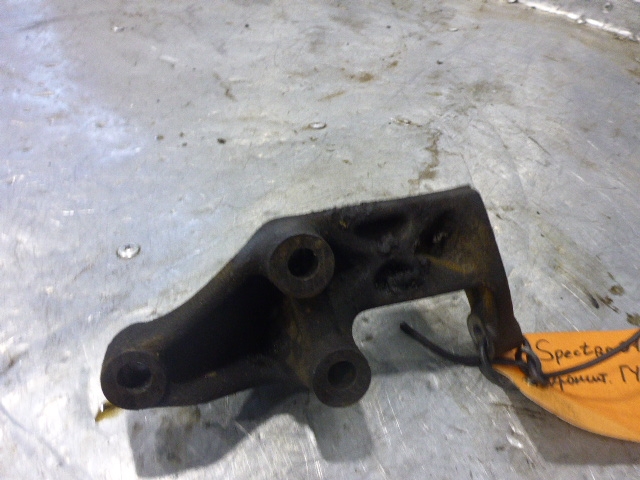 Кронштейн ГУР