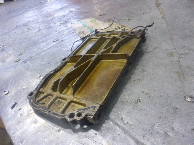 Крышка клапанная ГБЦ