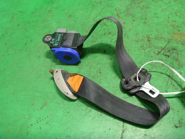 Ремень безопасности