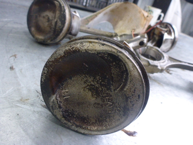 Поршень с шатуном