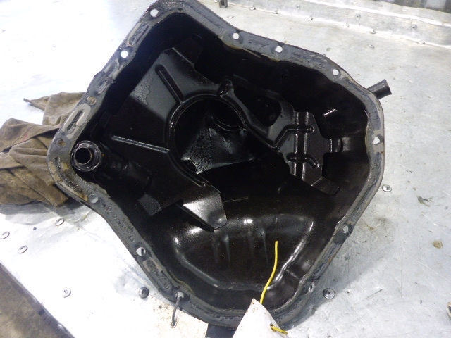 Поддон масляный двигателя (картер)