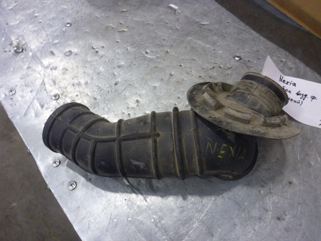 Патрубок воздушного фильтра