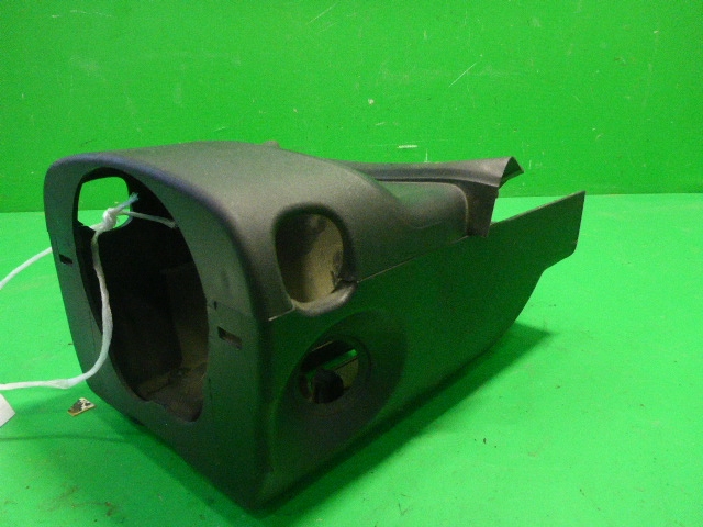 Кожух рулевой колонки