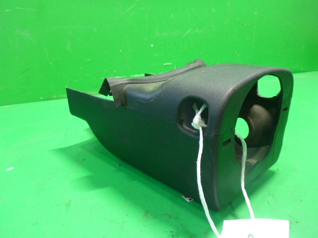 Кожух рулевой колонки