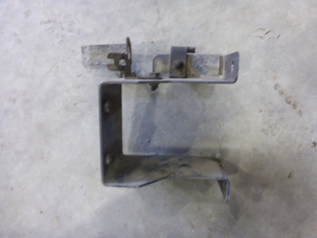 Кронштейн топливного фильтра