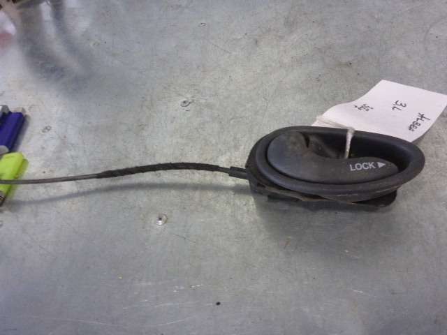 Ручка двери задней внутренняя левая