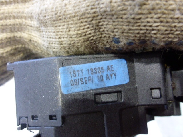 Переключатель поворотов подрулевой