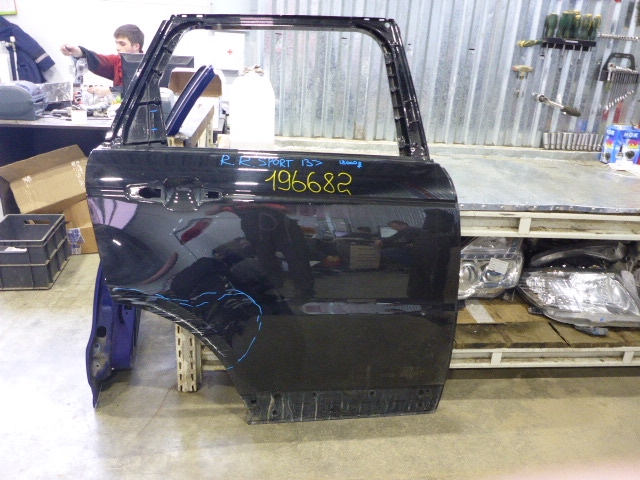 Дверь задняя правая