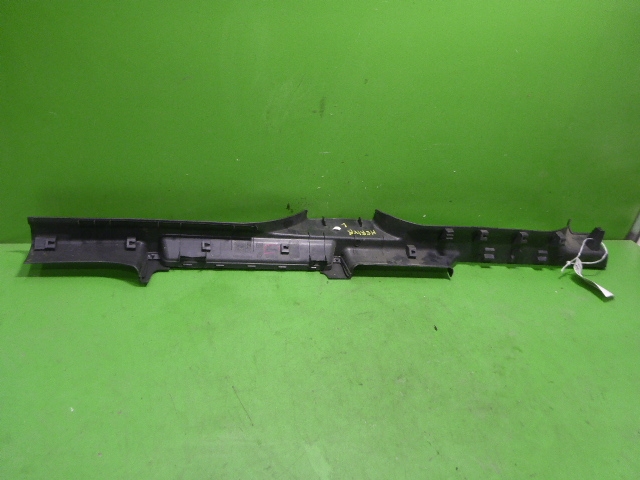 Накладка порога (внутренняя)