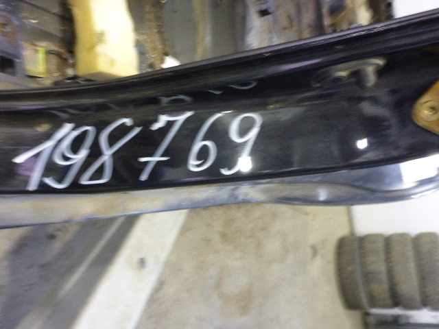 Порог со стойкой левый