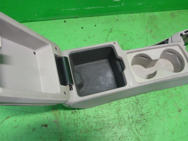 Подлокотник