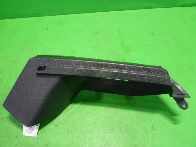 Держатель задней полки