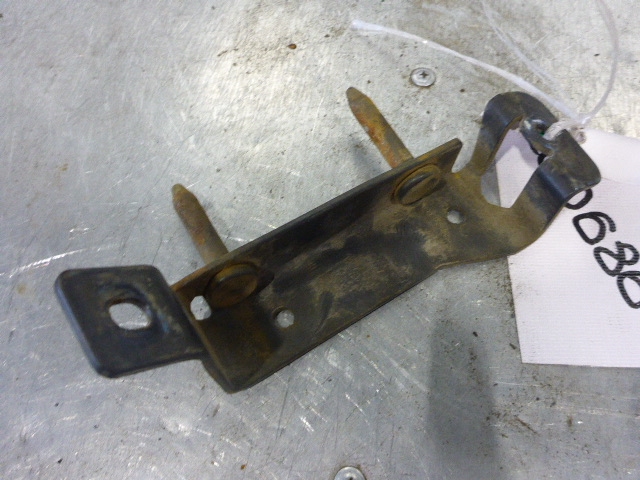 Кронштейн (сопут. товар)