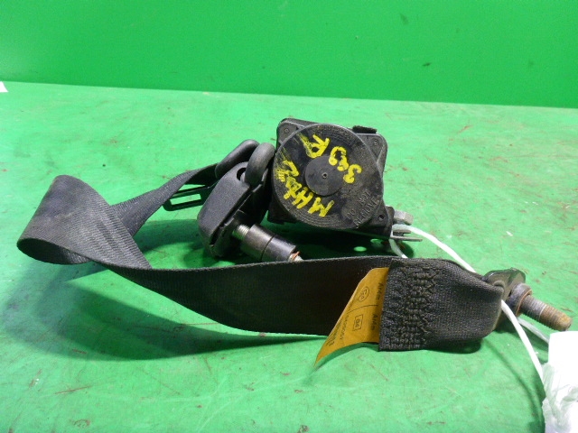 Ремень безопасности