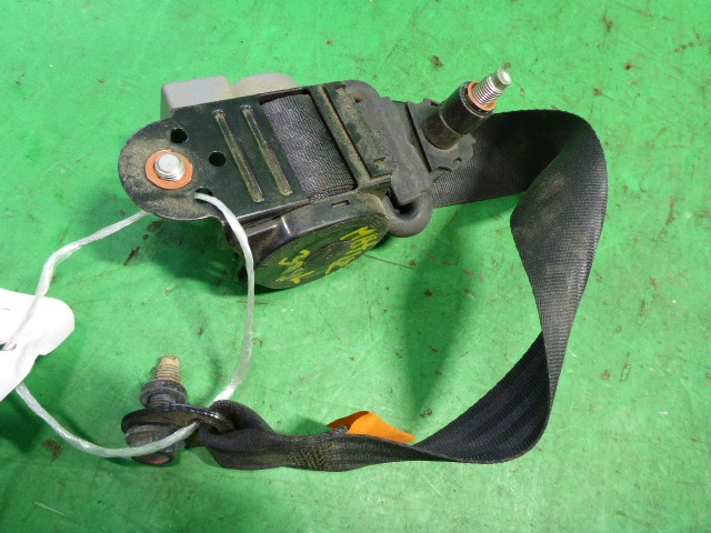 Ремень безопасности