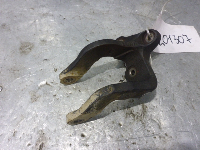 Кронштейн генератора