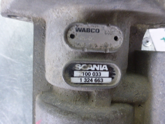 Кран тормозной главный