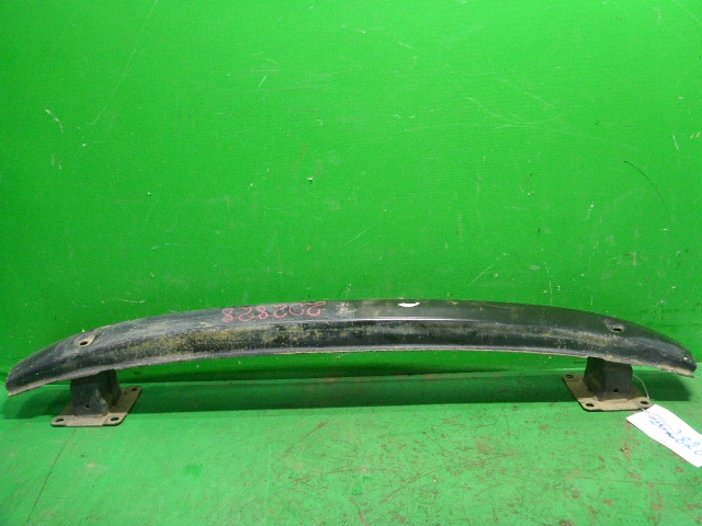 Усилитель заднего бампера