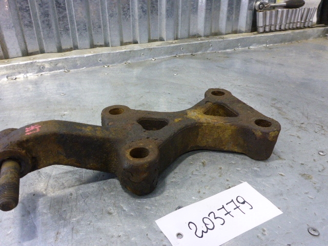 Опора заднего амортизатора