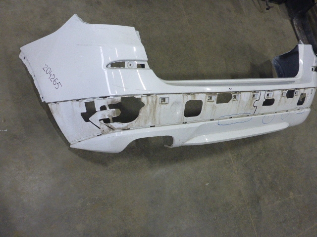 Бампер задний