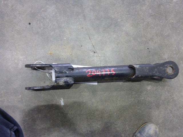 Стойка заднего стабилизатора