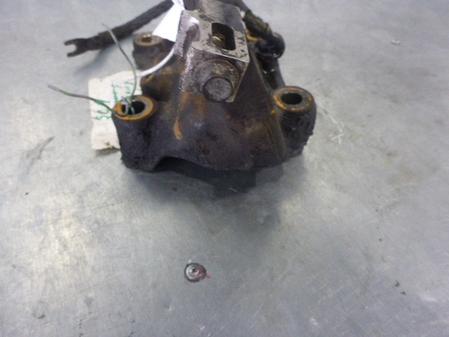 Кронштейн двигателя левый