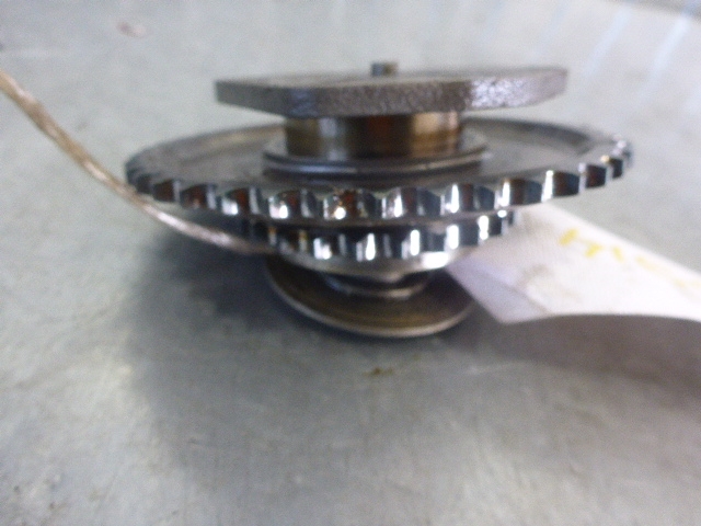 Шестерня распредвала