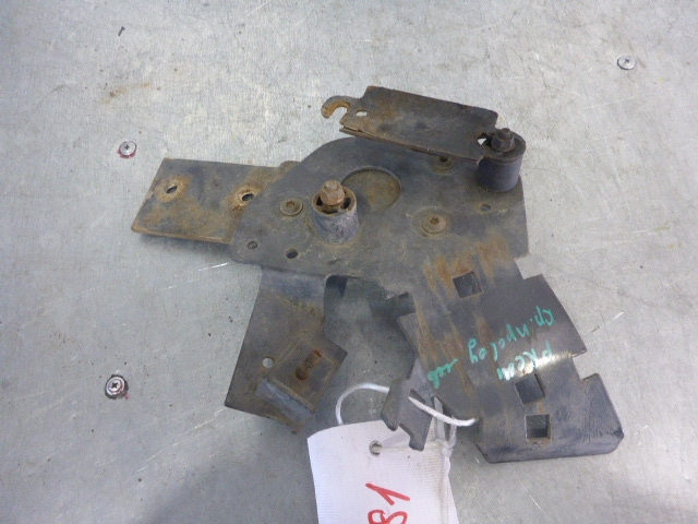 Кронштейн (сопут. товар)