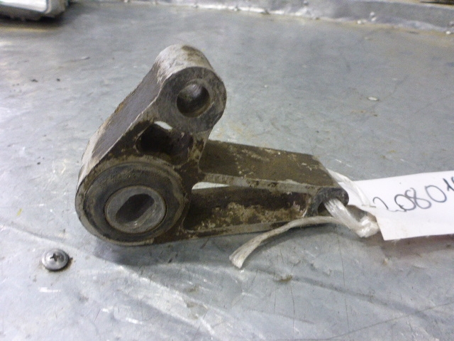 Кронштейн двигателя задний