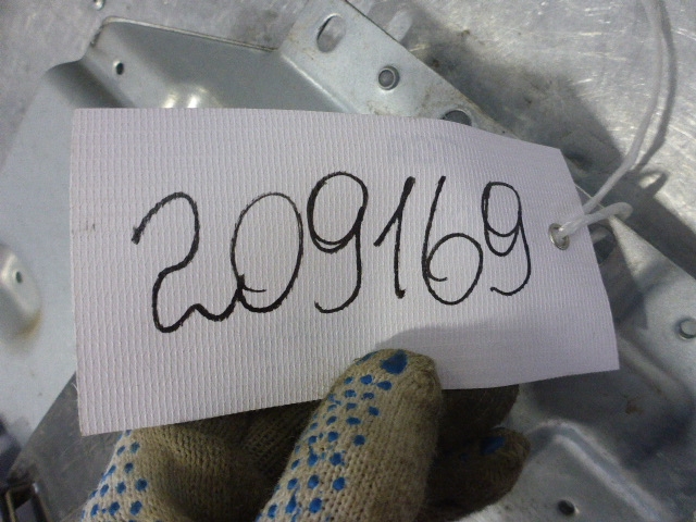 Стеклоподъемник электр. передний правый