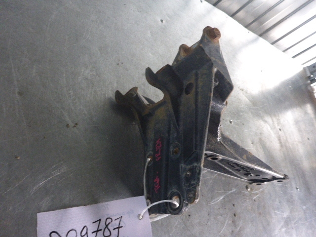 Кронштейн кабины