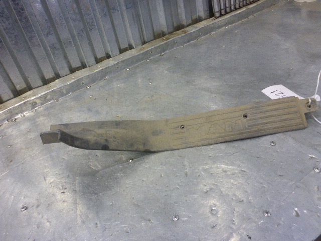 Накладка порога (внутренняя)