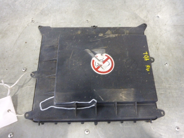 Крышка блока предохранителей