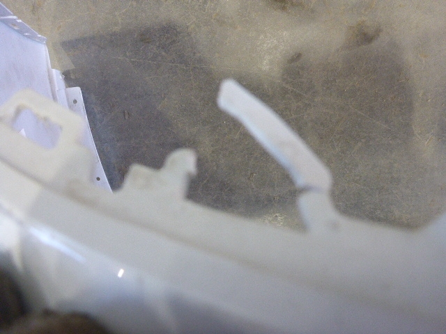 Бампер задний