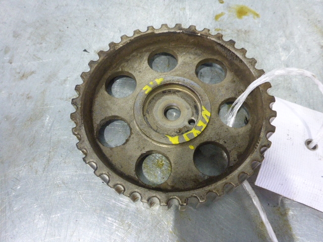 Шестерня распредвала