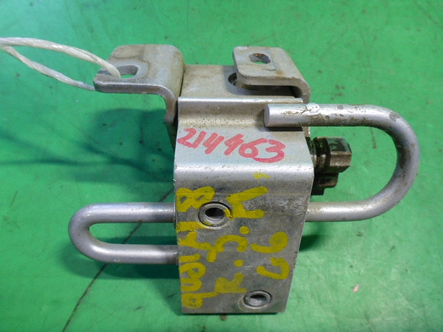 Петля двери задней правой нижняя