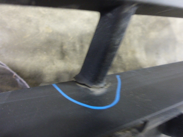 Решетка в бампер центральная